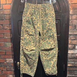 Women’s Green Camo Drawstring Cargo Pants Barrel look